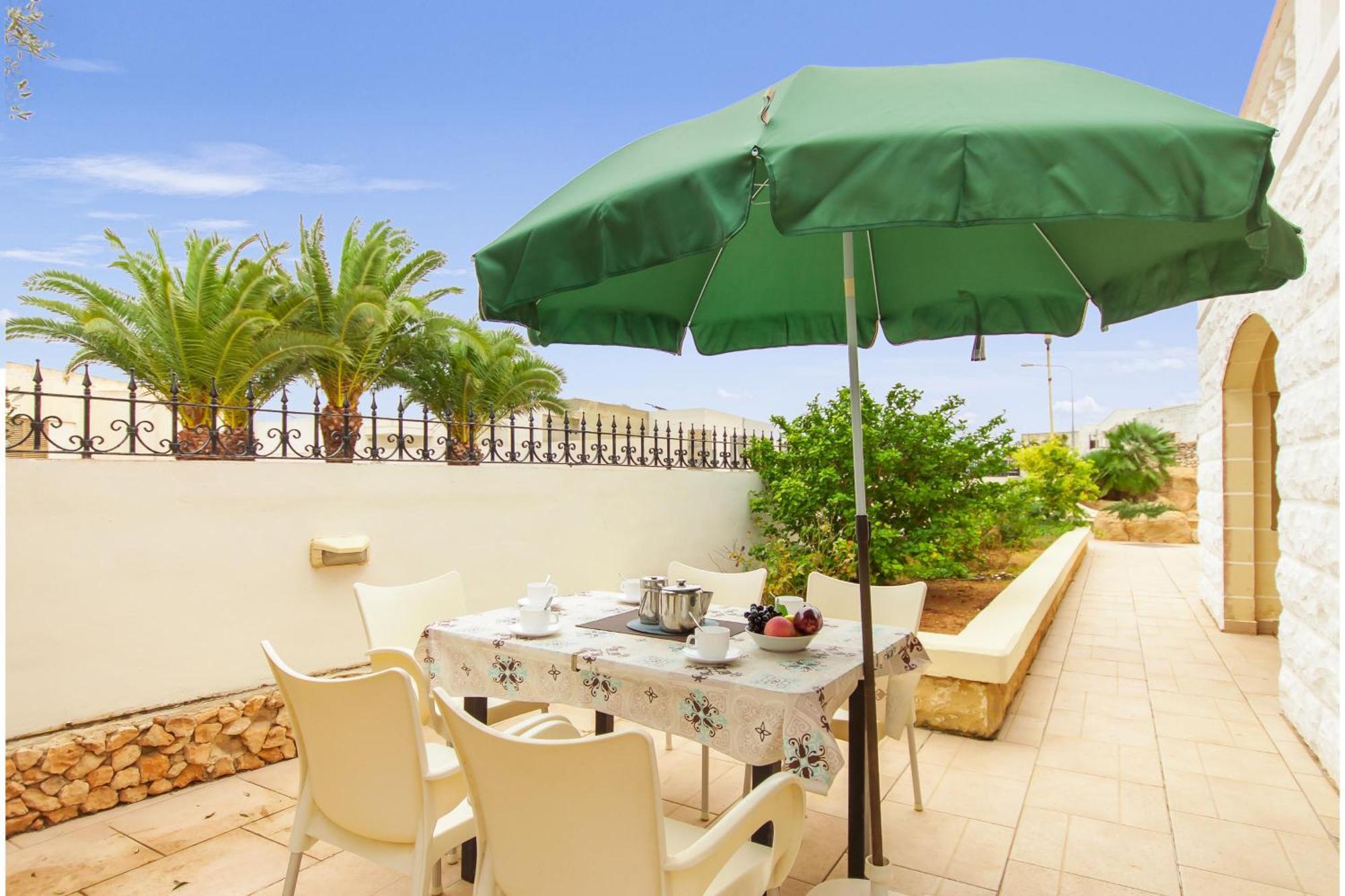 Villa & Pool Apartments In Mellieha Bay Exterior foto