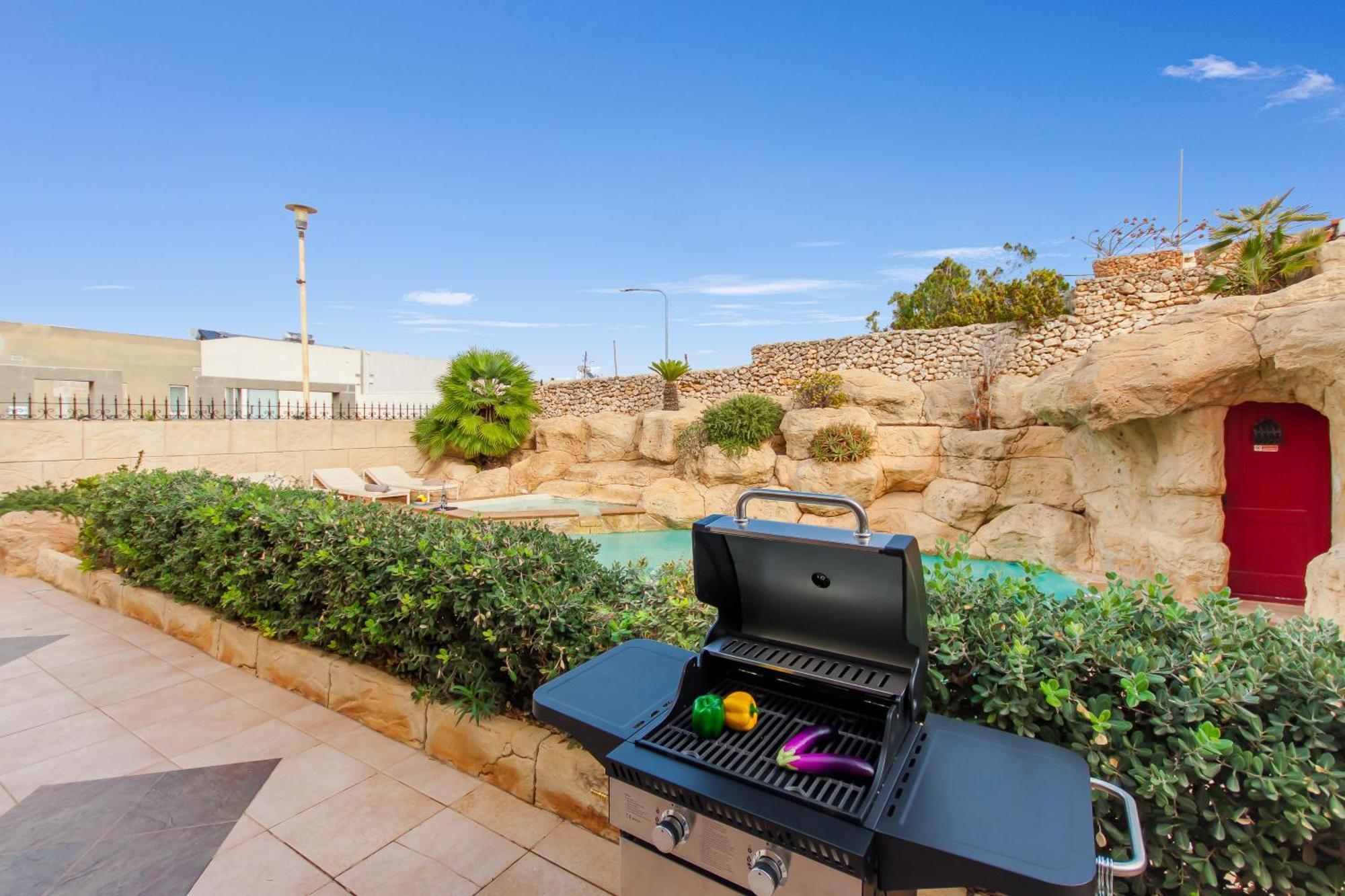 Villa & Pool Apartments In Mellieha Bay Exterior foto