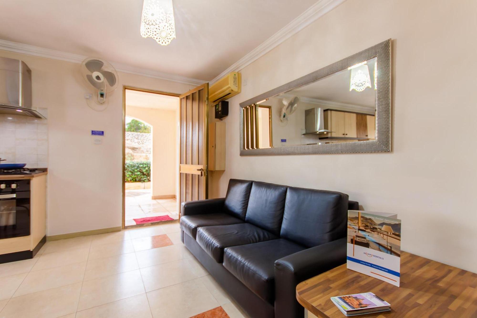 Villa & Pool Apartments In Mellieha Bay Exterior foto